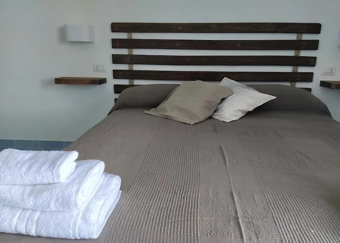 Judia Sul Mare Bed & Breakfast 4*