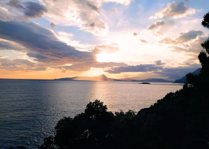 Judia Sul Mare Bed & Breakfast 4*