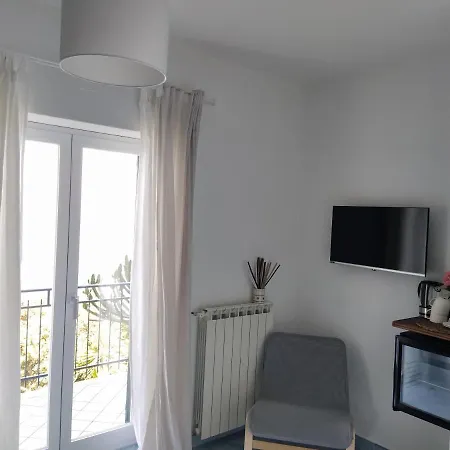 Judia Sul Mare ماراتييا